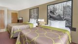Super 8 Hebron Lowell Area Room
