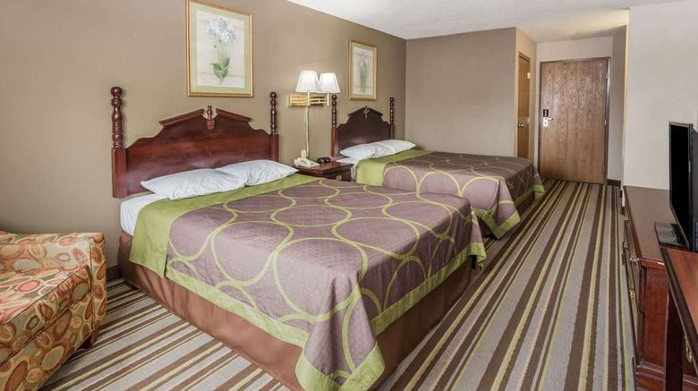 <b>Super 8 Yorkville Room</b>. Images powered by <a href="https://iceportal.shijigroup.com/" title="IcePortal" target="_blank">IcePortal</a>.