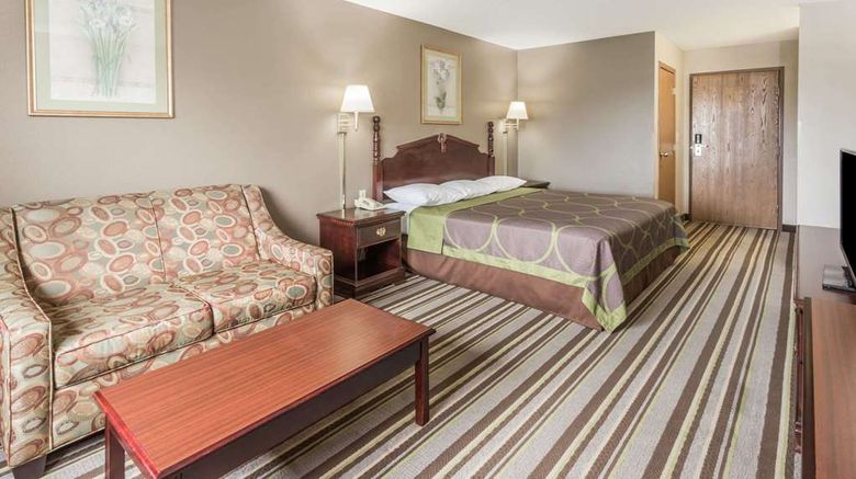 <b>Super 8 Yorkville Room</b>. Images powered by <a href="https://iceportal.shijigroup.com/" title="IcePortal" target="_blank">IcePortal</a>.
