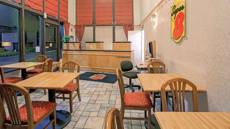 <b>Super 8 Yreka Lobby</b>. Images powered by <a href="https://iceportal.shijigroup.com/" title="IcePortal" target="_blank">IcePortal</a>.