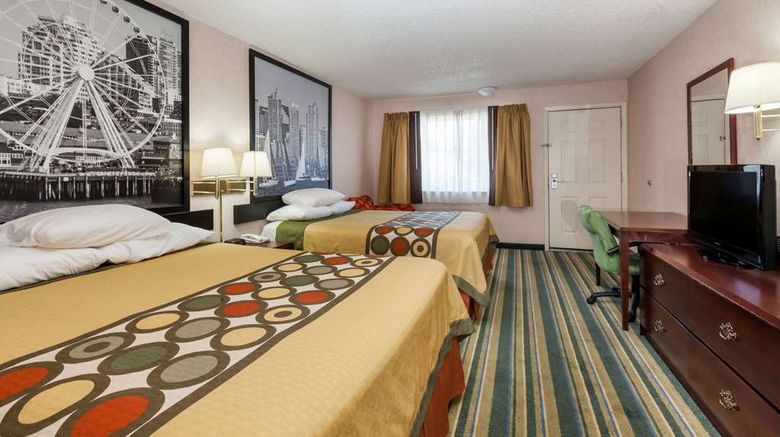 <b>Super 8 Yreka Room</b>. Images powered by <a href="https://iceportal.shijigroup.com/" title="IcePortal" target="_blank">IcePortal</a>.