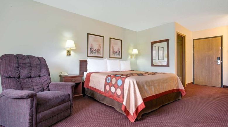 <b>Super 8 Riverside/Kansas City Suite</b>. Images powered by <a href="https://iceportal.shijigroup.com/" title="IcePortal" target="_blank">IcePortal</a>.