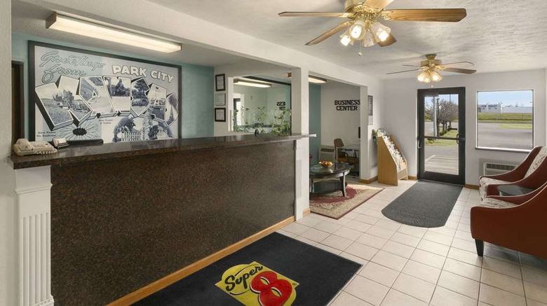 <b>Super 8 Park City/North Wichita Area Lobby</b>. Images powered by <a href="https://iceportal.shijigroup.com/" title="IcePortal" target="_blank">IcePortal</a>.