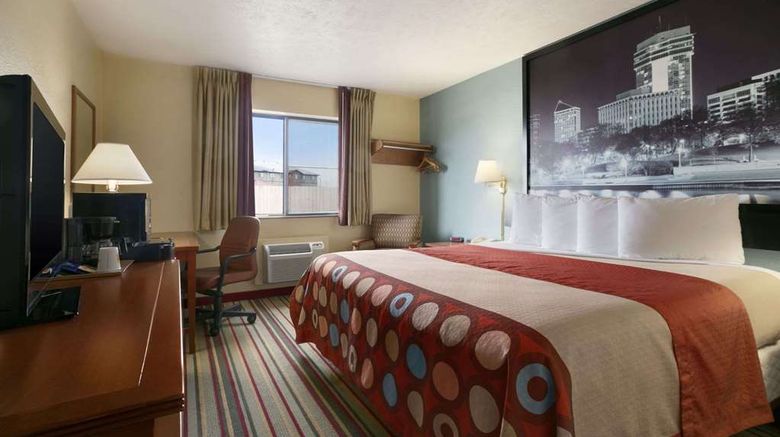 <b>Super 8 Park City/North Wichita Area Room</b>. Images powered by <a href="https://iceportal.shijigroup.com/" title="IcePortal" target="_blank">IcePortal</a>.