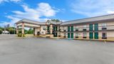 <b>Super 8 Columbia Exterior</b>. Images powered by <a href="https://iceportal.shijigroup.com/" title="IcePortal" target="_blank">IcePortal</a>.