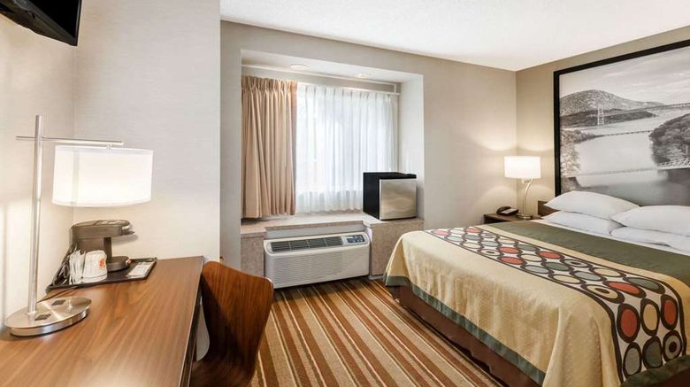 <b>Super 8 Schenectady Room</b>. Images powered by <a href="https://iceportal.shijigroup.com/" title="IcePortal" target="_blank">IcePortal</a>.