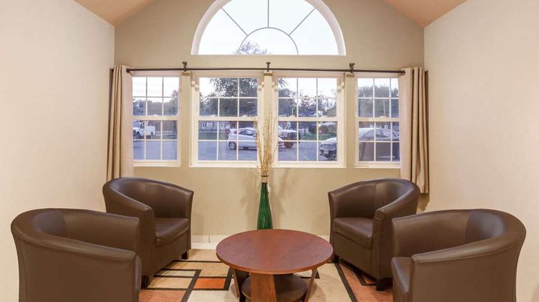 <b>Super 8 Schenectady Lobby</b>. Images powered by <a href="https://iceportal.shijigroup.com/" title="IcePortal" target="_blank">IcePortal</a>.