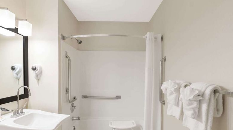 <b>Super 8 Schenectady Room</b>. Images powered by <a href="https://iceportal.shijigroup.com/" title="IcePortal" target="_blank">IcePortal</a>.