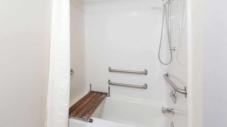 <b>Super 8 Estherville Room</b>. Images powered by <a href="https://iceportal.shijigroup.com/" title="IcePortal" target="_blank">IcePortal</a>.