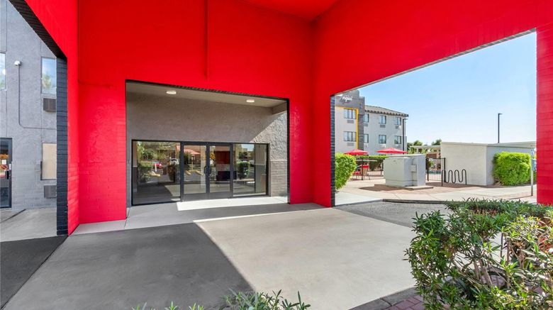 <b>Super 8 Phoenix/Mesa/Gilbert Road Exterior</b>. Images powered by <a href="https://iceportal.shijigroup.com/" title="IcePortal" target="_blank">IcePortal</a>.