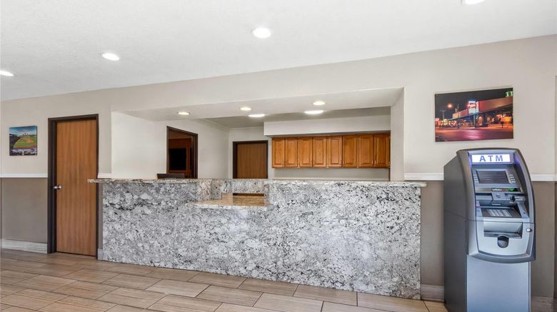 <b>Super 8 Phoenix/Mesa/Gilbert Road Lobby</b>. Images powered by <a href="https://iceportal.shijigroup.com/" title="IcePortal" target="_blank">IcePortal</a>.