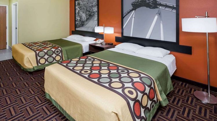 Super 8 Rochester Room