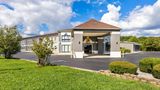 <b>Super 8 Dickson Exterior</b>. Images powered by <a href="https://iceportal.shijigroup.com/" title="IcePortal" target="_blank">IcePortal</a>.