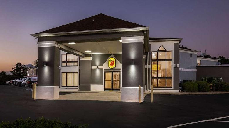 <b>Super 8 Dickson Exterior</b>. Images powered by <a href="https://iceportal.shijigroup.com/" title="IcePortal" target="_blank">IcePortal</a>.