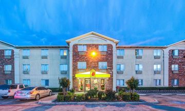 Super 8 McKinney/Plano Area