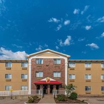 Super 8 Denton
