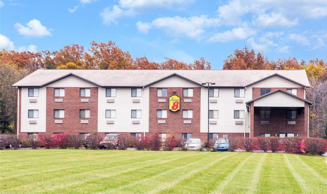 Super 8 Richfield Area Exterior