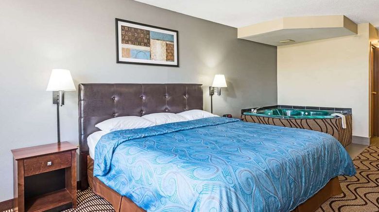 <b>Super 8 Mars/Cranberry/Pittsburgh Area Suite</b>. Images powered by <a href="https://iceportal.shijigroup.com/" title="IcePortal" target="_blank">IcePortal</a>.