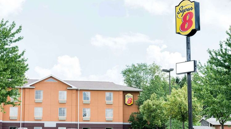 Super 8 Mars/Cranberry/Pittsburgh Area Exterior