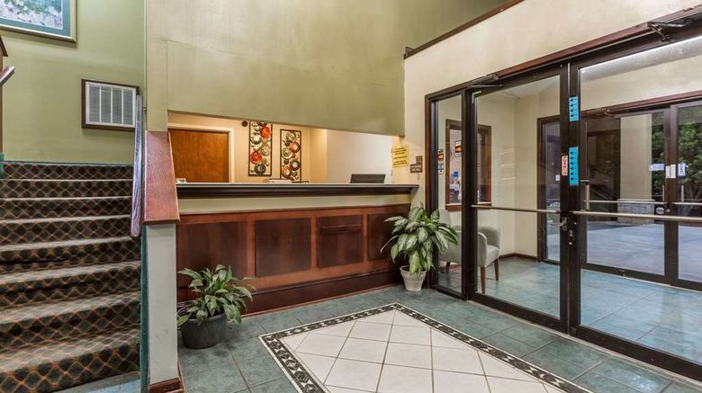 <b>Super 8 Piedmont Greenville Area Lobby</b>. Images powered by <a href="https://iceportal.shijigroup.com/" title="IcePortal" target="_blank">IcePortal</a>.