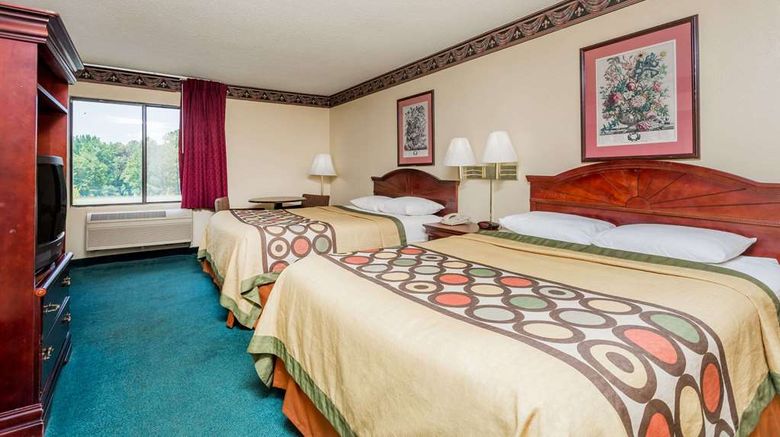 <b>Super 8 Piedmont Greenville Area Room</b>. Images powered by <a href="https://iceportal.shijigroup.com/" title="IcePortal" target="_blank">IcePortal</a>.