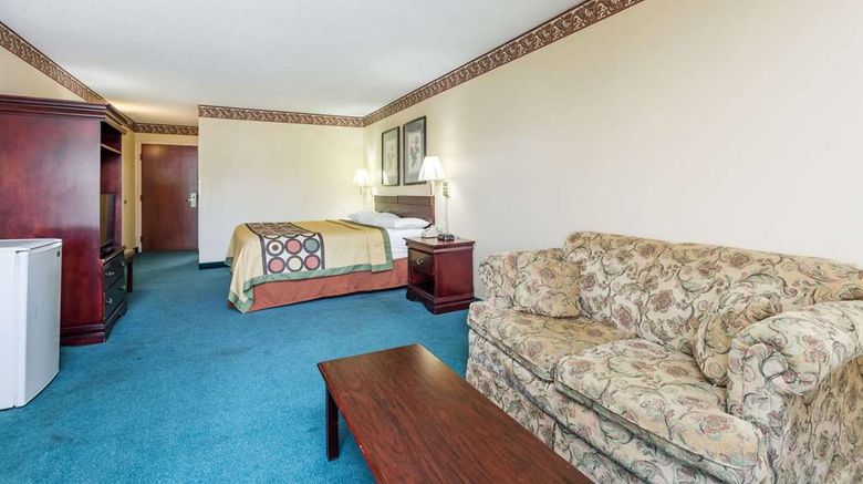 <b>Super 8 Piedmont Greenville Area Suite</b>. Images powered by <a href="https://iceportal.shijigroup.com/" title="IcePortal" target="_blank">IcePortal</a>.
