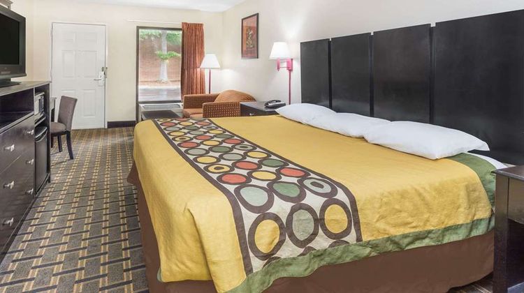 Super 8 Decatur/Lithonia/ATL Area Room