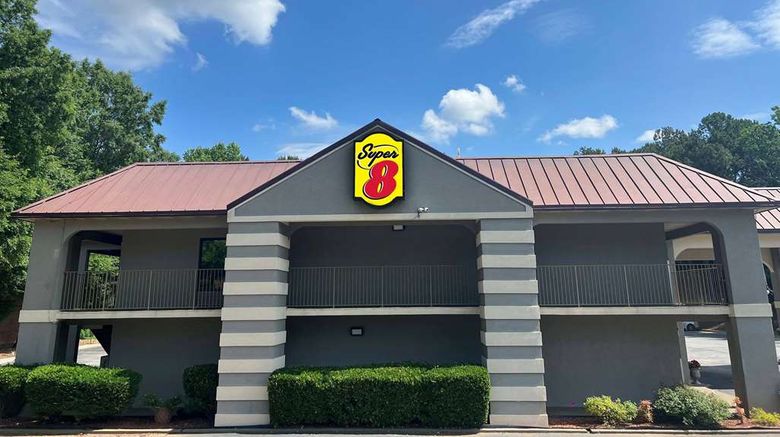 <b>Super 8 Decatur/Lithonia/ATL Area Exterior</b>. Images powered by <a href="https://iceportal.shijigroup.com/" title="IcePortal" target="_blank">IcePortal</a>.