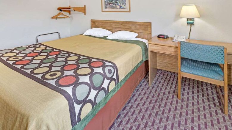 <b>Super 8 Canonsburg/Pittsburgh Area Room</b>. Images powered by <a href="https://iceportal.shijigroup.com/" title="IcePortal" target="_blank">IcePortal</a>.