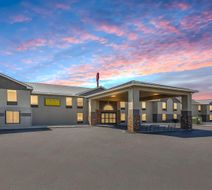 Super 8 Shepherdsville Exterior