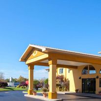 Super 8 Liverpool/Clay/Syracuse Area