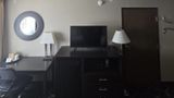 Super 8 Kansas City Room