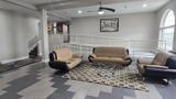 Super 8 Kansas City Lobby