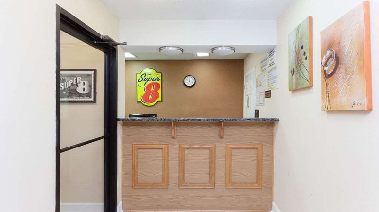 <b>Super 8 Decatur/Dntn/Atlanta Area Lobby</b>. Images powered by <a href="https://iceportal.shijigroup.com/" title="IcePortal" target="_blank">IcePortal</a>.