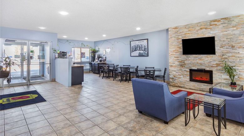<b>Super 8 Kokomo Lobby</b>. Images powered by <a href="https://iceportal.shijigroup.com/" title="IcePortal" target="_blank">IcePortal</a>.