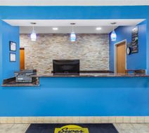 Super 8 Kokomo Lobby