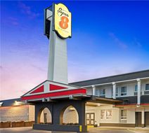 Super 8 Thunder Bay Exterior