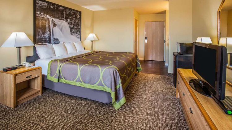 Super 8 Remington Room