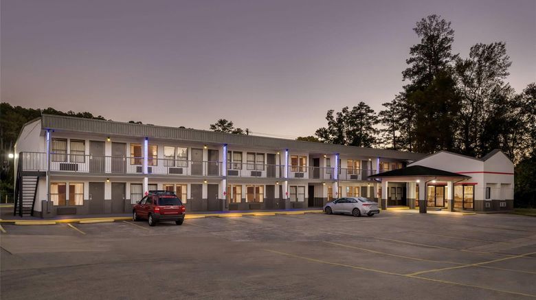 <b>Super 8 Gadsden Exterior</b>. Images powered by <a href="https://iceportal.shijigroup.com/" title="IcePortal" target="_blank">IcePortal</a>.