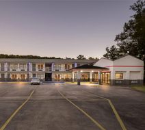 Super 8 Gadsden Exterior