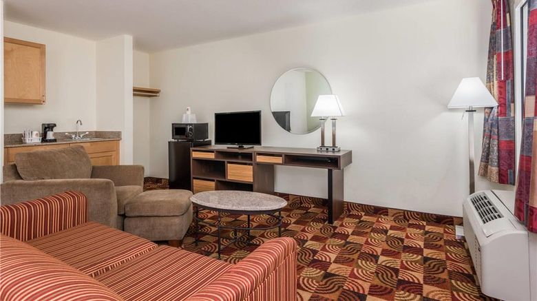 <b>Super 8 Fayetteville Suite</b>. Images powered by <a href="https://iceportal.shijigroup.com/" title="IcePortal" target="_blank">IcePortal</a>.