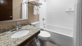 Super 8 Fairmont Suite