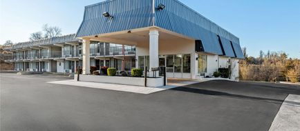 Super 8 Kingsport I-81 Exterior