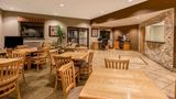 Super 8 Woodburn Lobby