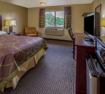 Super 8 Woodburn Room