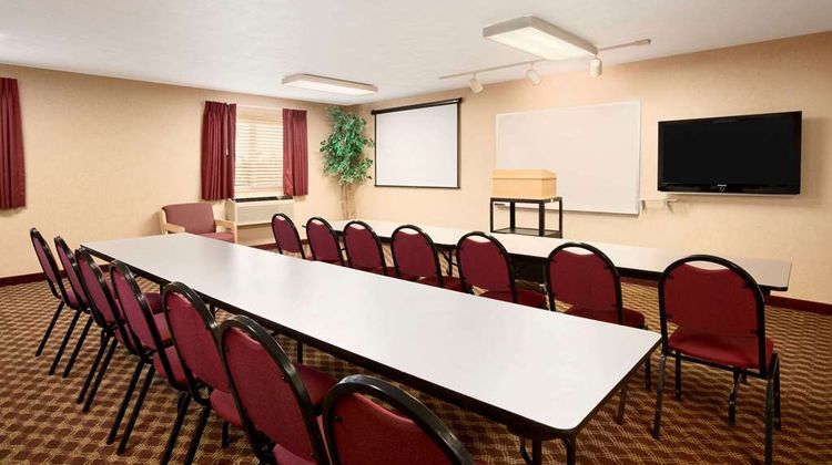 Super 8 Bellingham Airport/Ferndale Meeting