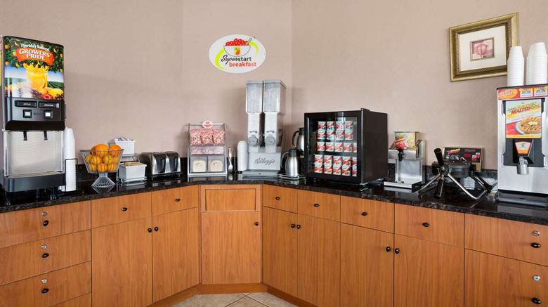 <b>Super 8 Bellingham Airport/Ferndale Restaurant</b>. Images powered by <a href="https://iceportal.shijigroup.com/" title="IcePortal" target="_blank">IcePortal</a>.