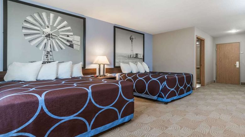 <b>Super 8 Beloit Room</b>. Images powered by <a href="https://iceportal.shijigroup.com/" title="IcePortal" target="_blank">IcePortal</a>.