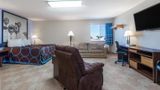 Super 8 Beloit Suite