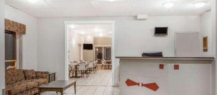 SureStay by Best Western Pincher Creek Lobby